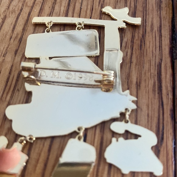 Vintage Real Estate Pins (2) - Picture 4 of 5